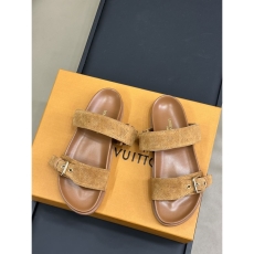 Louis Vuitton Slippers